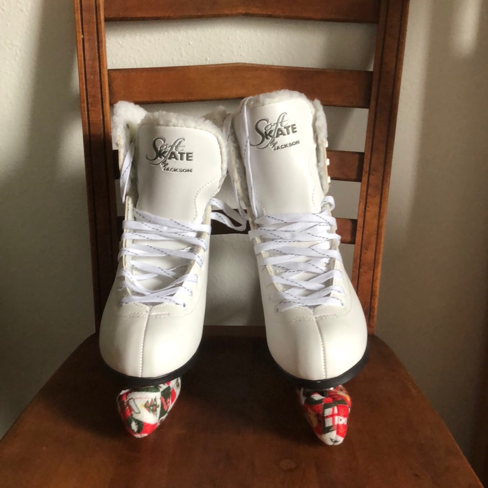 Soft Skate by Jackson Figure Skates